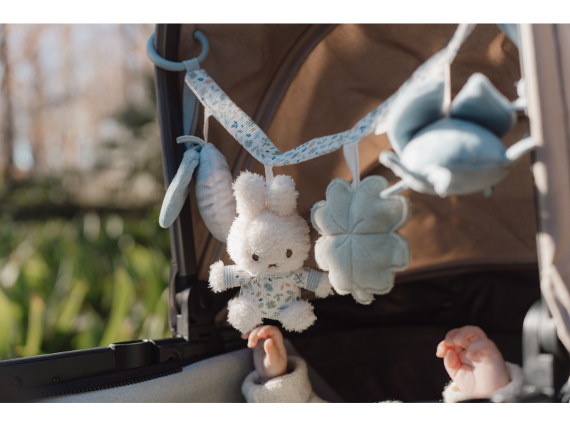Řetěz na kočárek králíček Miffy Lucky Leaves