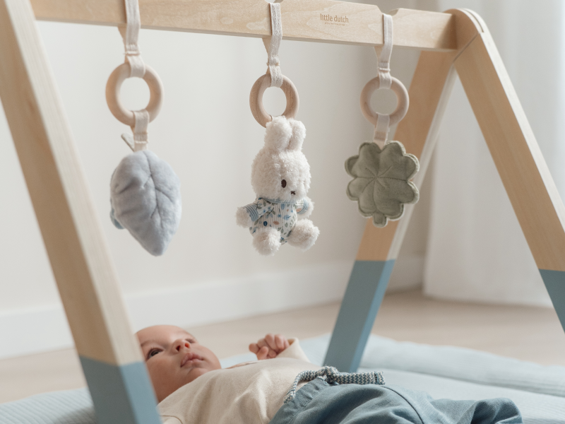 Dřevěná hrazdička králíček Miffy Lucky Leaves