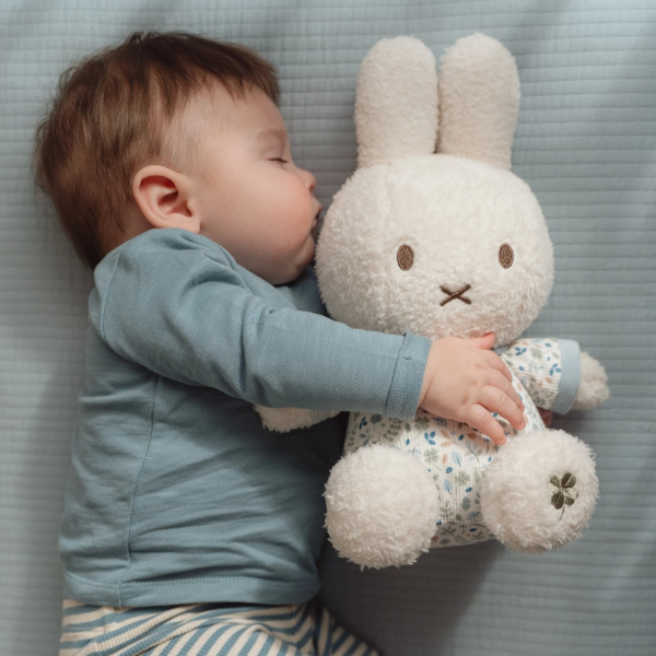 Králíček Miffy Lucky Leaves 30 cm